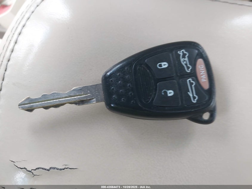 2008 Chrysler Sebring Limited VIN: 1C3LC65M98N573730 Lot: 43564473