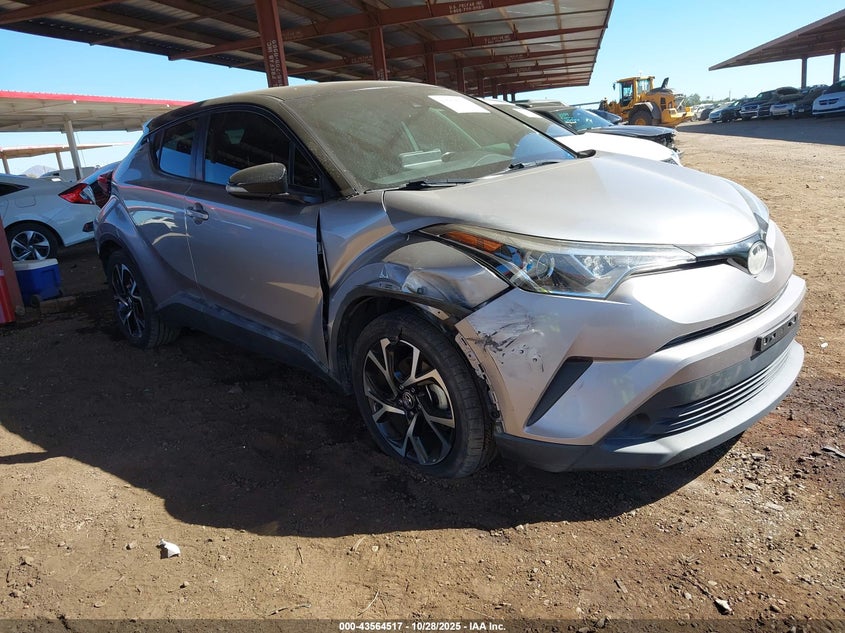 TOYOTA C-HR XLE