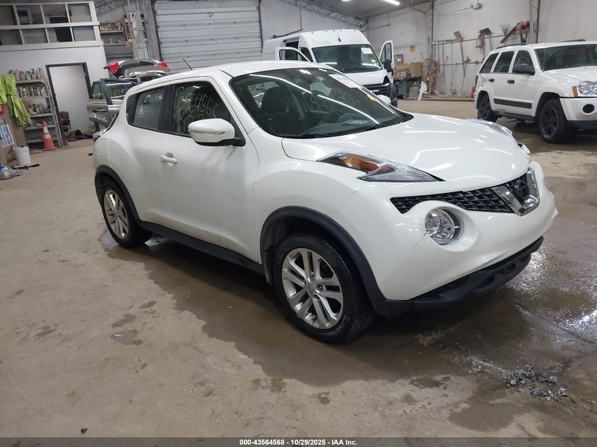 NISSAN JUKE S
