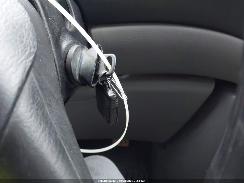 2000 Ford E-350 Super Duty Commercial/Recreational VIN: 1FTSE34L2YHB81454 Lot: 43564569