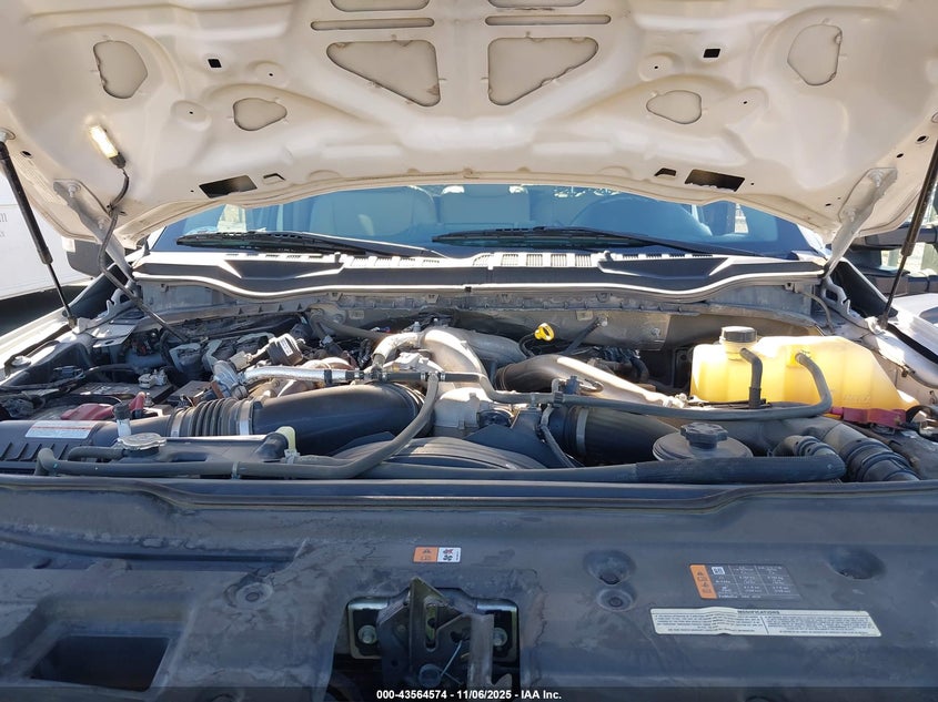 2020 Ford F-450 Chassis Xl VIN: 1FDUF4GT8LED11900 Lot: 43564574