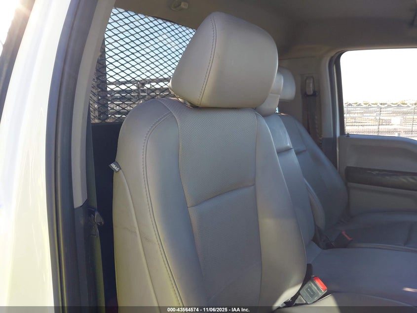 2020 Ford F-450 Chassis Xl VIN: 1FDUF4GT8LED11900 Lot: 43564574