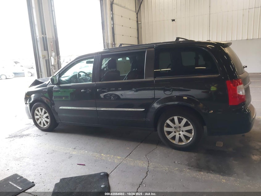 2016 Chrysler Town & Country Touring VIN: 2C4RC1BG7GR292406 Lot: 43564583