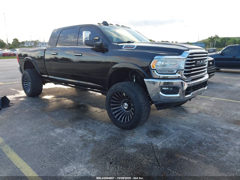 RAM 2500 LIMITED LONGHORN 4X4 6 4 BOX