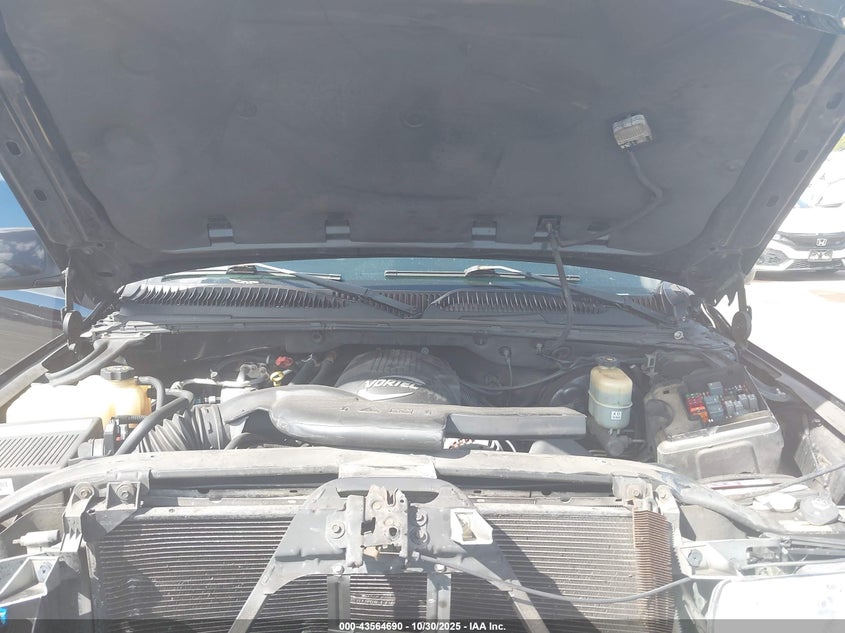 2002 Chevrolet Tahoe Lt VIN: 1GNEK13Z12R138197 Lot: 43564690