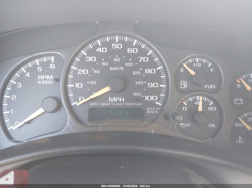 2002 Chevrolet Tahoe Lt VIN: 1GNEK13Z12R138197 Lot: 43564690