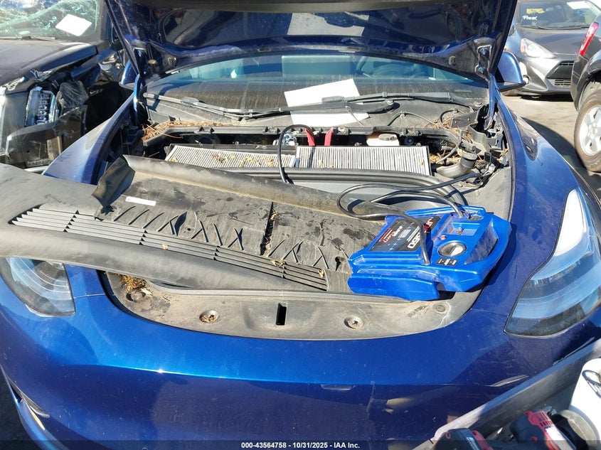 2021 Tesla Model Y Long Range Dual Motor All-Wheel Drive VIN: 5YJYGAEE7MF270780 Lot: 43564758