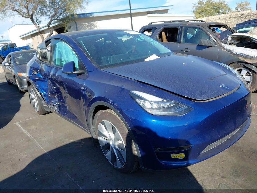 2021 Tesla Model Y Long Range Dual Motor All-Wheel Drive VIN: 5YJYGAEE7MF270780 Lot: 43564758