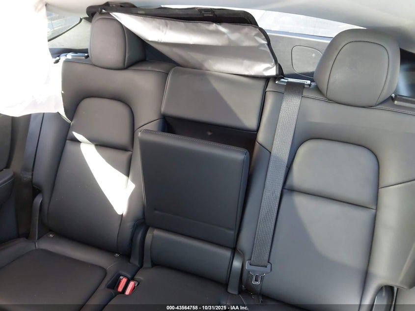 2021 Tesla Model Y Long Range Dual Motor All-Wheel Drive VIN: 5YJYGAEE7MF270780 Lot: 43564758