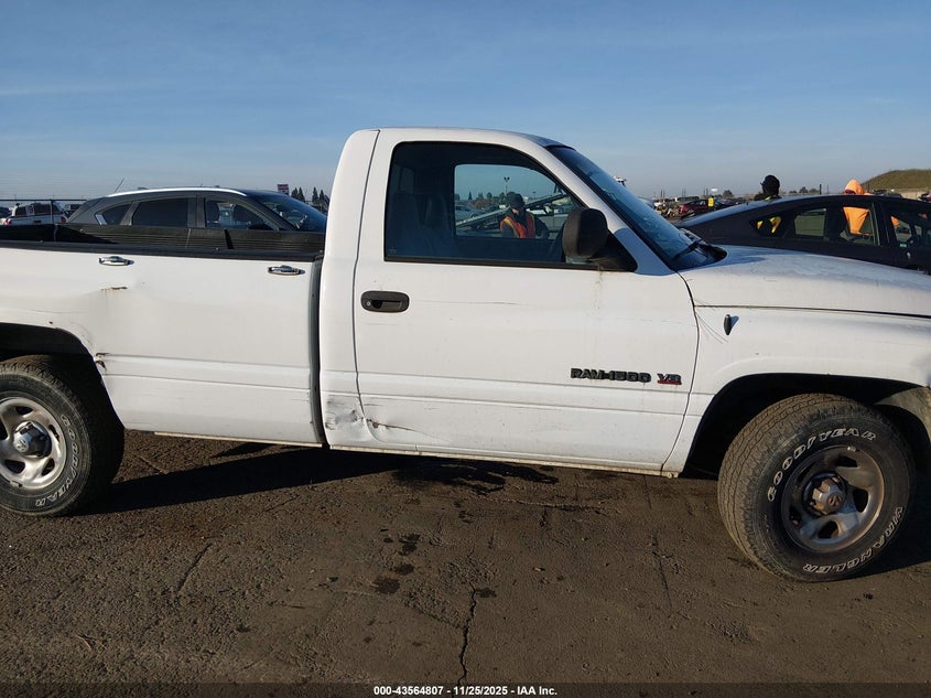 2000 Dodge Ram 1500 St VIN: 1B7HC16Y5YS619884 Lot: 43564807