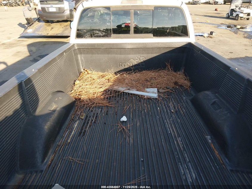 2000 Dodge Ram 1500 St VIN: 1B7HC16Y5YS619884 Lot: 43564807