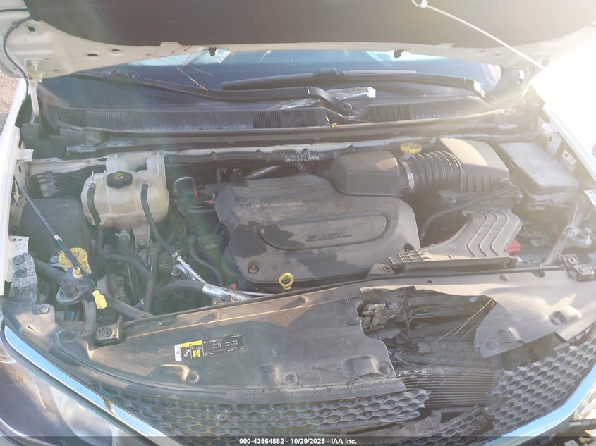 2019 Chrysler Pacifica Touring L VIN: 2C4RC1BG9KR634513 Lot: 43564882