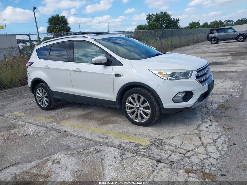 FORD ESCAPE TITANIUM