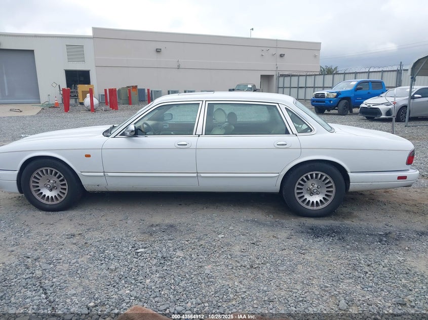 1996 Jaguar Vandenplas VIN: SAJKX6242TC777128 Lot: 43564912