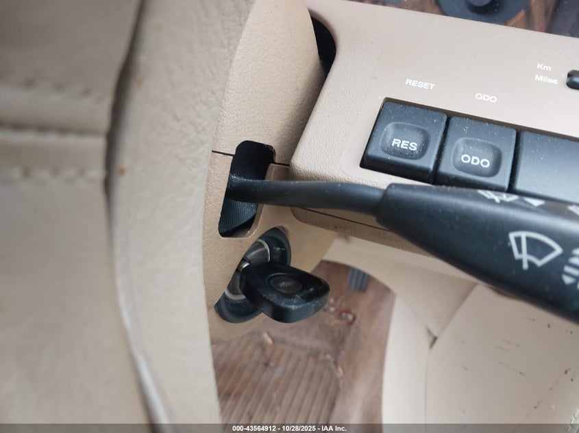 1996 Jaguar Vandenplas VIN: SAJKX6242TC777128 Lot: 43564912