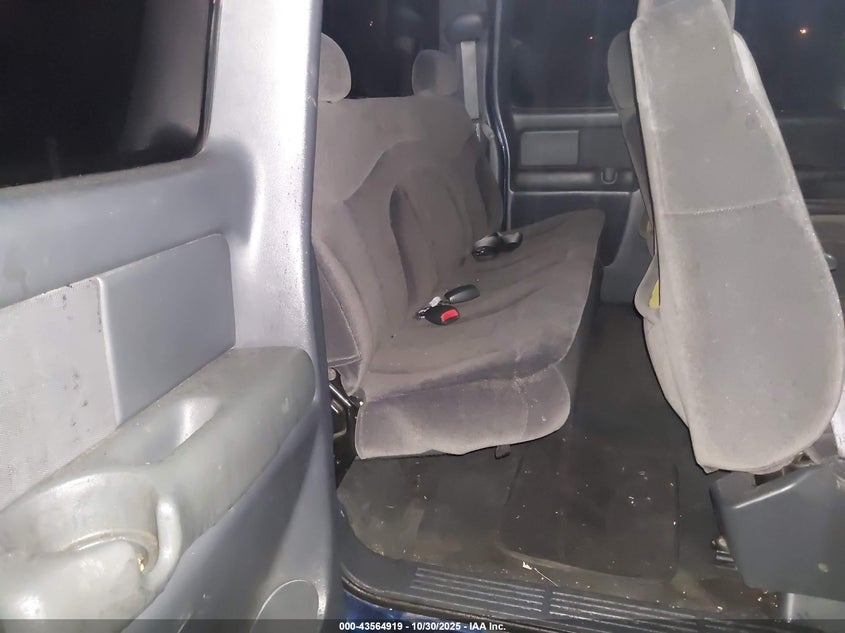 2001 GMC Sierra 1500 Sle VIN: 2GTEC19VX11202125 Lot: 43564919