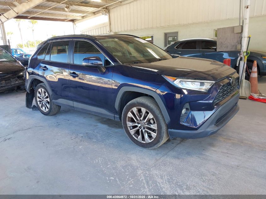 TOYOTA RAV4 XLE PREMIUM