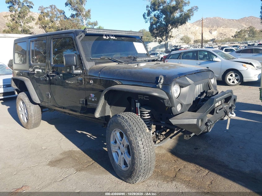JEEP WRANGLER SAHARA 4X4