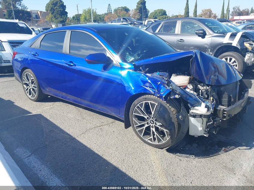 HYUNDAI ELANTRA LIMITED