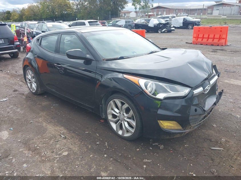 HYUNDAI VELOSTER BASE W/GRAY