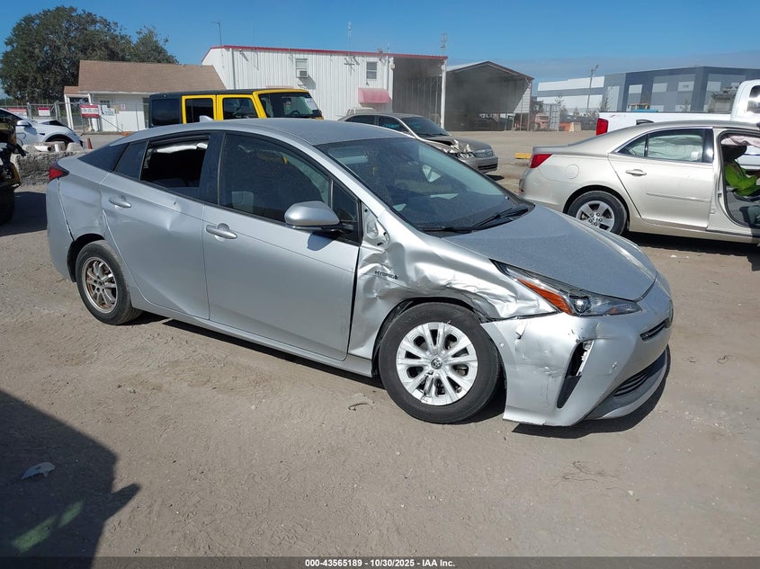 TOYOTA PRIUS LE