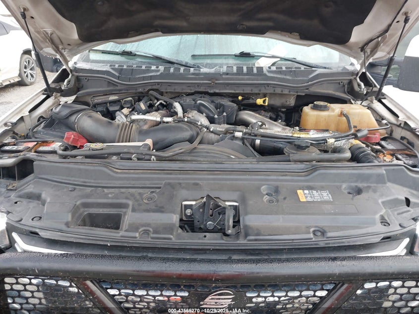 1FT8W3DT2HEB63531 2017 FORD F350 photo no. 10