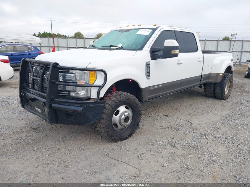 1FT8W3DT2HEB63531 2017 FORD F350 photo no. 2