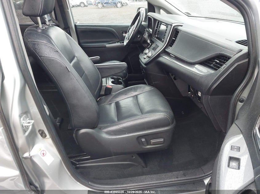 5TDXZ3DC6KS966704 2019 TOYOTA SIENNA photo no. 5