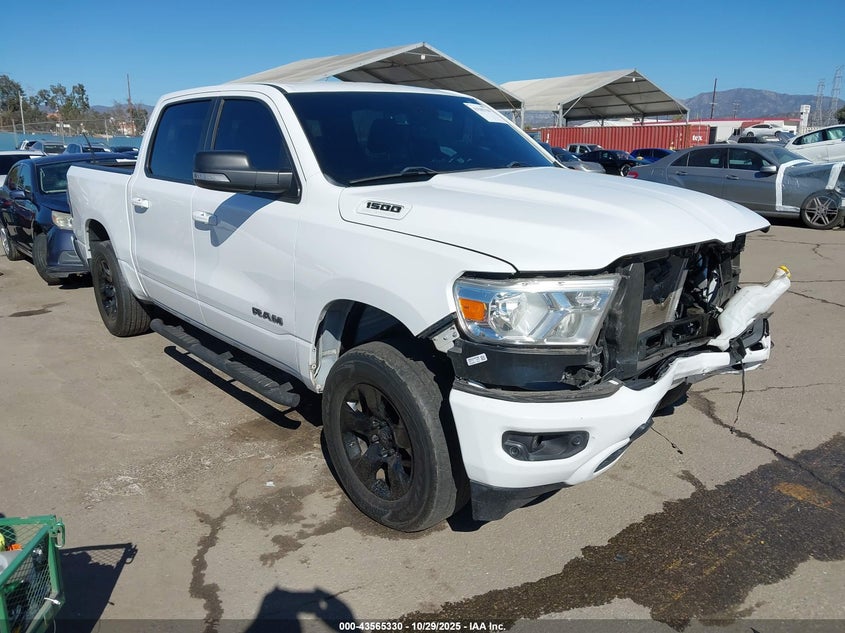 RAM 1500 BIG HORN 4X4 5 7 BOX