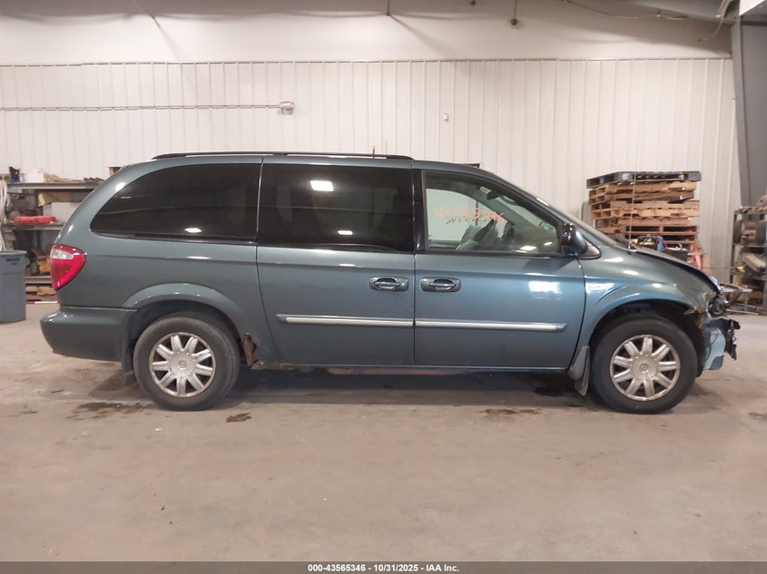 2007 Chrysler Town & Country Touring VIN: 2A4GP54L37R233103 Lot: 43565346