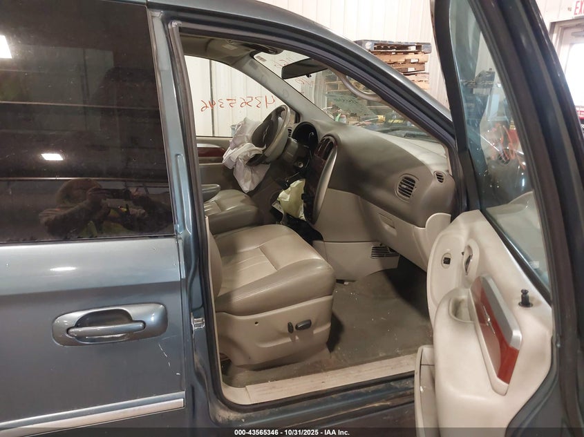 2A4GP54L37R233103 2007 CHRYSLER TOWN & COUNTRY photo no. 5