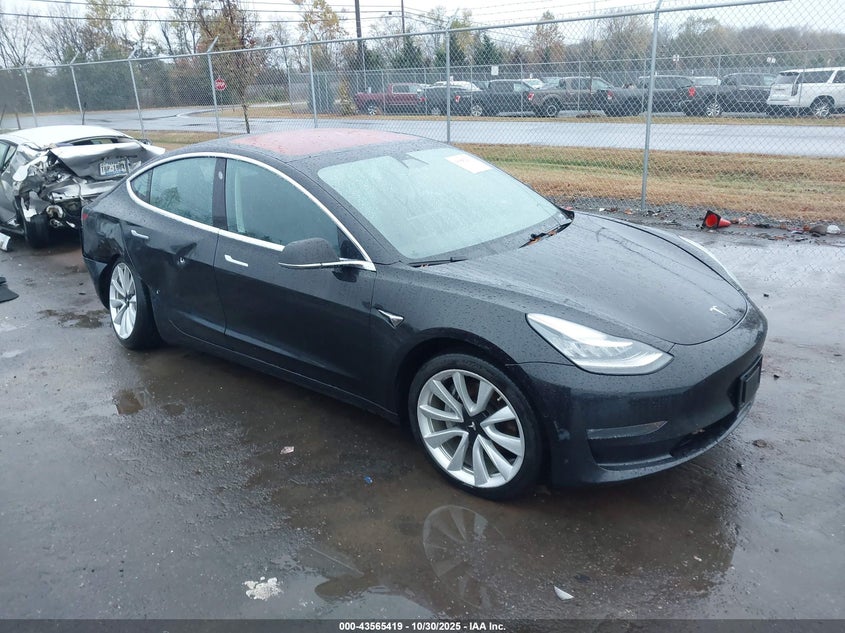 TESLA MODEL 3 LONG RANGE/MID RANGE