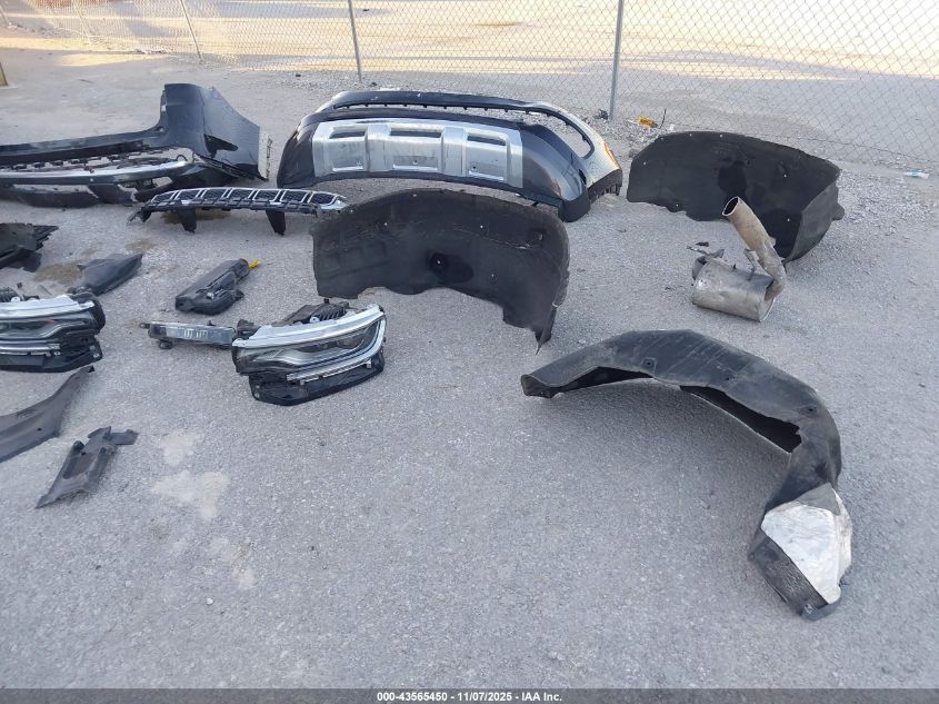 2022 Jeep Wagoneer Series Iii 4X4 VIN: 1C4SJVDT2NS128663 Lot: 43565450