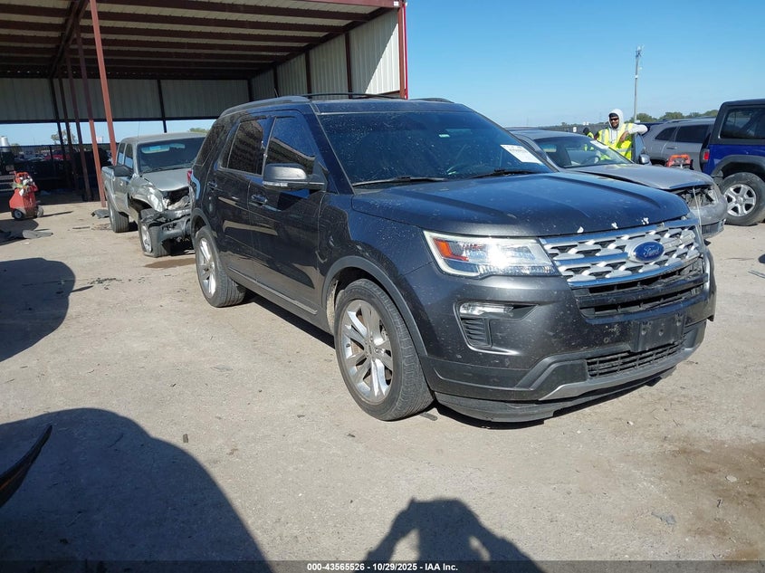 FORD EXPLORER XLT