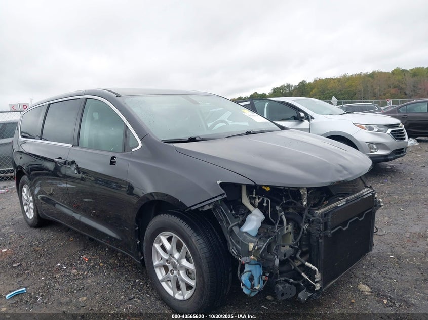 2017 Chrysler Pacifica Touring VIN: 2C4RC1DG3HR655072 Lot: 43565620