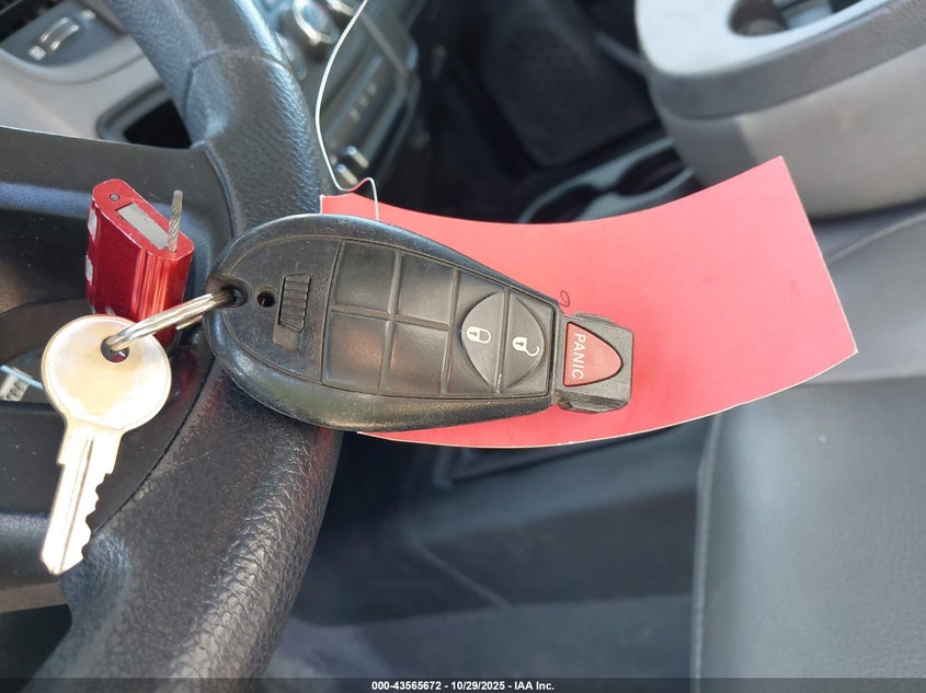 2018 Ram 2500 Tradesman 4X4 8' Box VIN: 3C6UR5HLXJG377216 Lot: 43565672