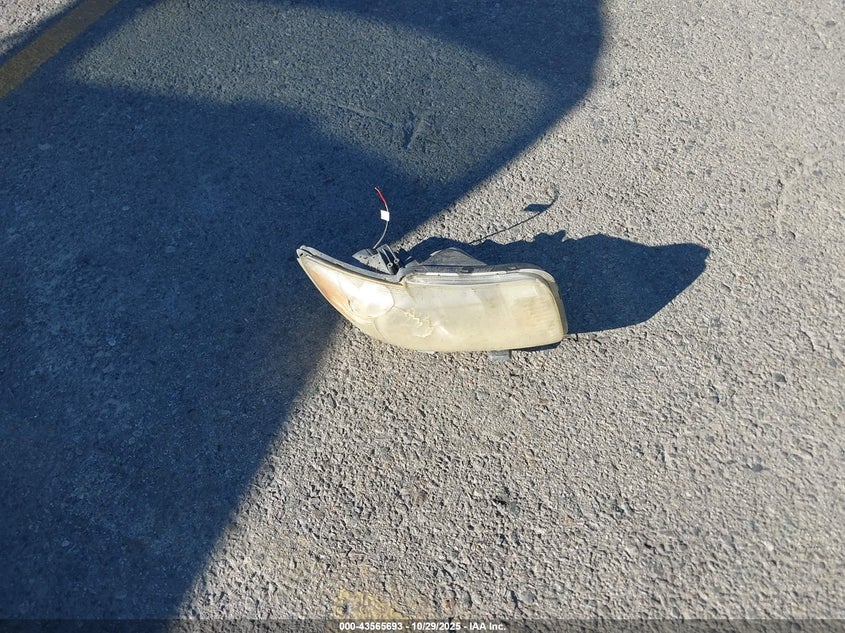 2008 Scion Xb VIN: JTLKE50E081014137 Lot: 43565693