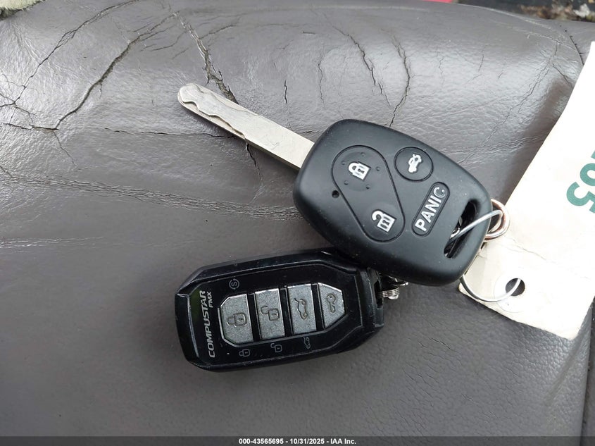 2008 Honda Cr-V Ex-L VIN: JHLRE48738C017793 Lot: 43565695