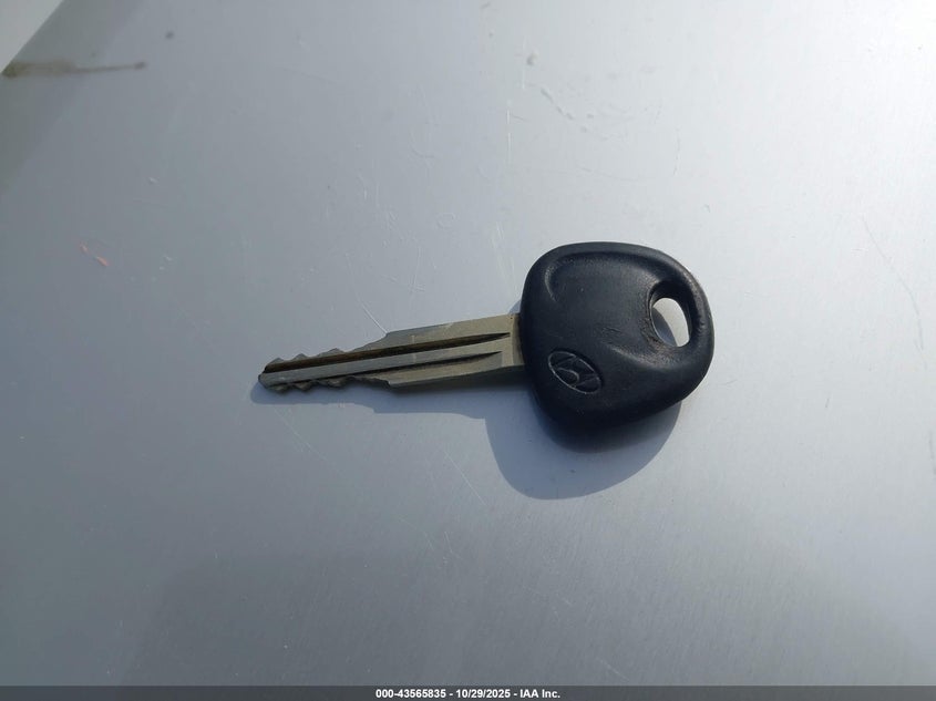 2008 Hyundai Tiburon Gs VIN: KMHHM66D68U290779 Lot: 43565835