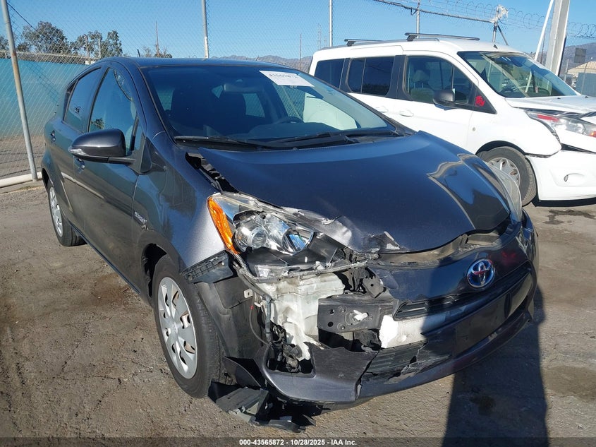TOYOTA PRIUS C TWO