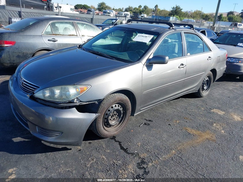 4T1BE32KX6U712278 2006 TOYOTA CAMRY photo no. 2