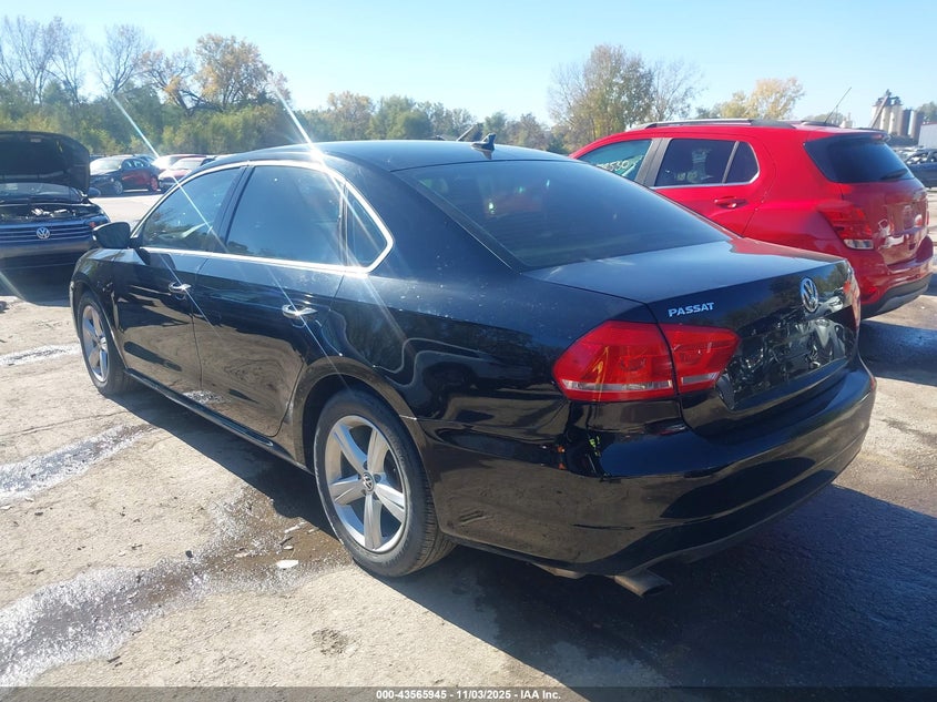 2015 VOLKSWAGEN PASSAT 1.8T SE - 1VWBT7A3XFC030953