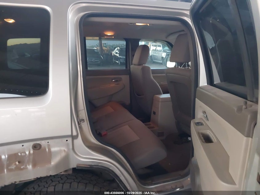 1J8GP28K09W549521 2009 JEEP LIBERTY (NORTH AMERICA) photo no. 8