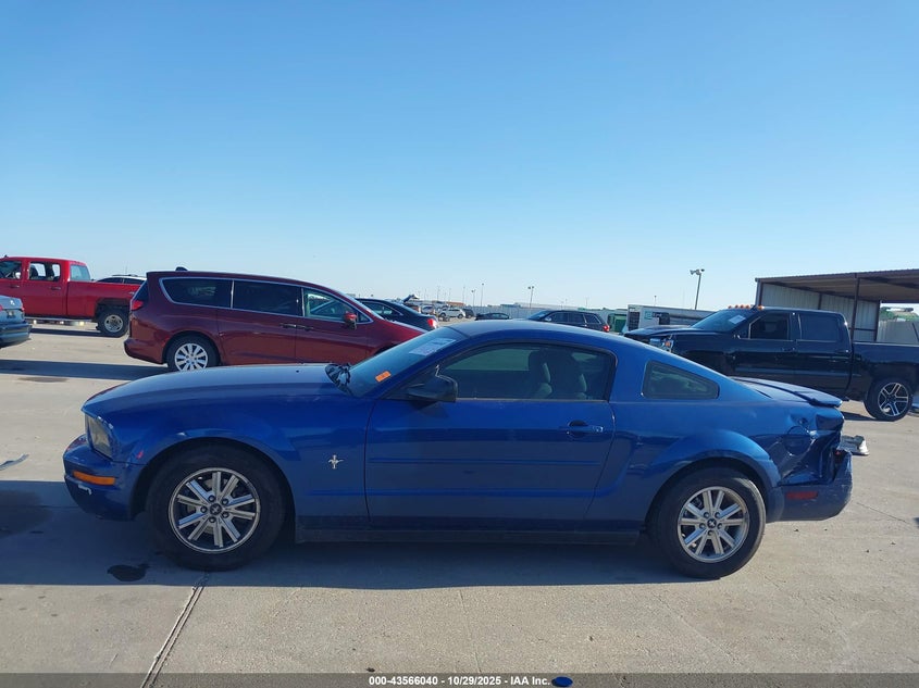 2008 Ford Mustang V6 Deluxe/V6 Premium VIN: 1ZVHT80N485169597 Lot: 43566040