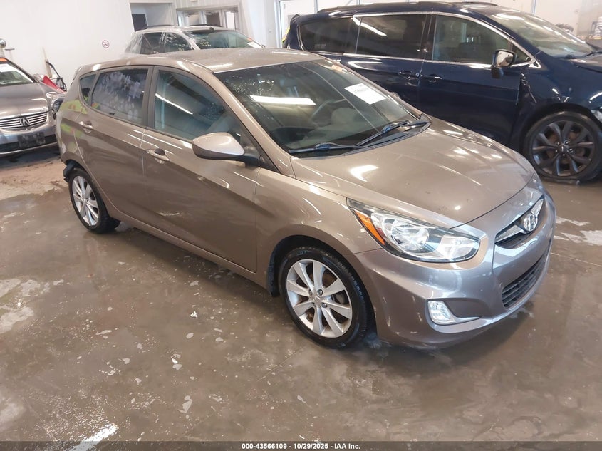 HYUNDAI ACCENT SE