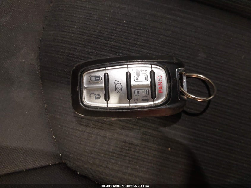 2019 Chrysler Pacifica Touring VIN: 2C4RC1DG5KR626535 Lot: 43566138