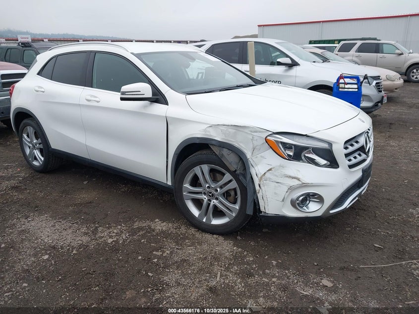 MERCEDES-BENZ GLA-CLASS 4MATIC