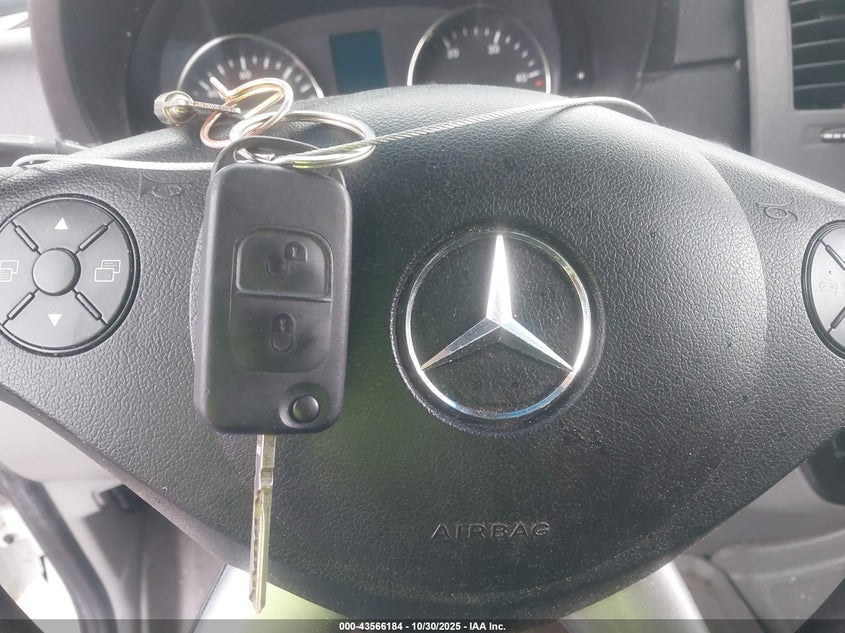 2017 Mercedes-Benz Sprinter 2500 High Roof V6 VIN: WD3PE8CD0HP570106 Lot: 43566184