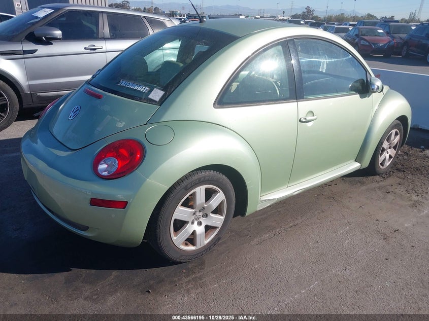 3VWRW31C87M520578 2007 VOLKSWAGEN BEETLE photo no. 4