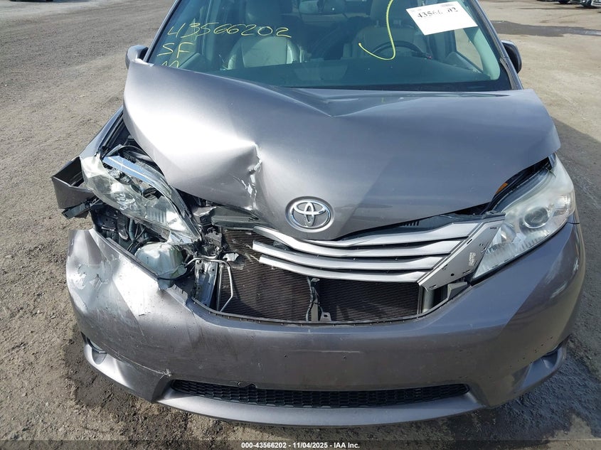 5TDYK3DC8FS628008 2015 TOYOTA SIENNA photo no. 10